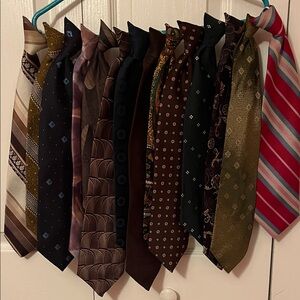 Elegant Men's Vintage Clip On Tie Collection